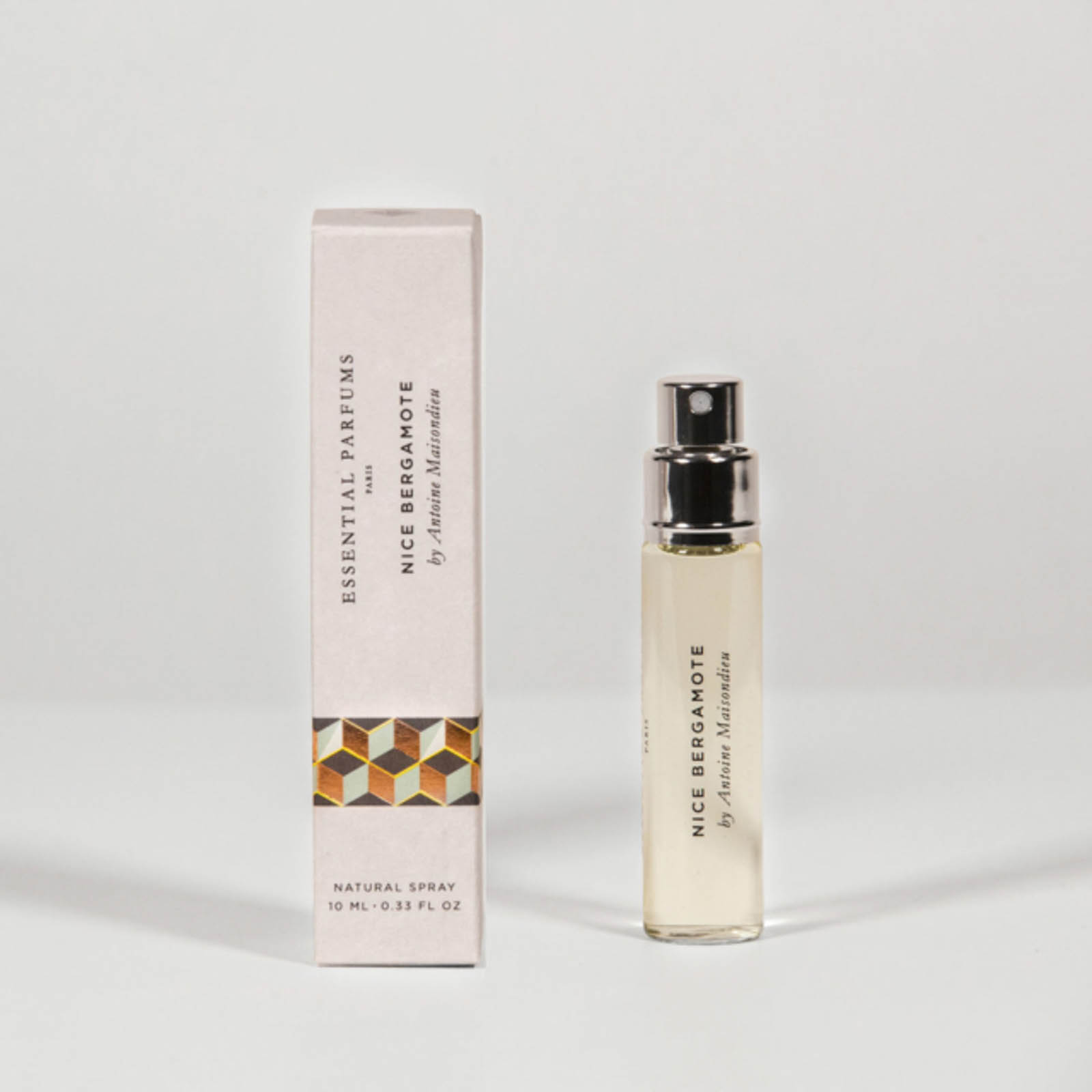 Essential parfums paris bergamote. Essential Parfums 10 ml. Essential Parfums bois Imperial 10 ml. Essential Parfums Orange x Santal. Essential Parfums Bergamote.