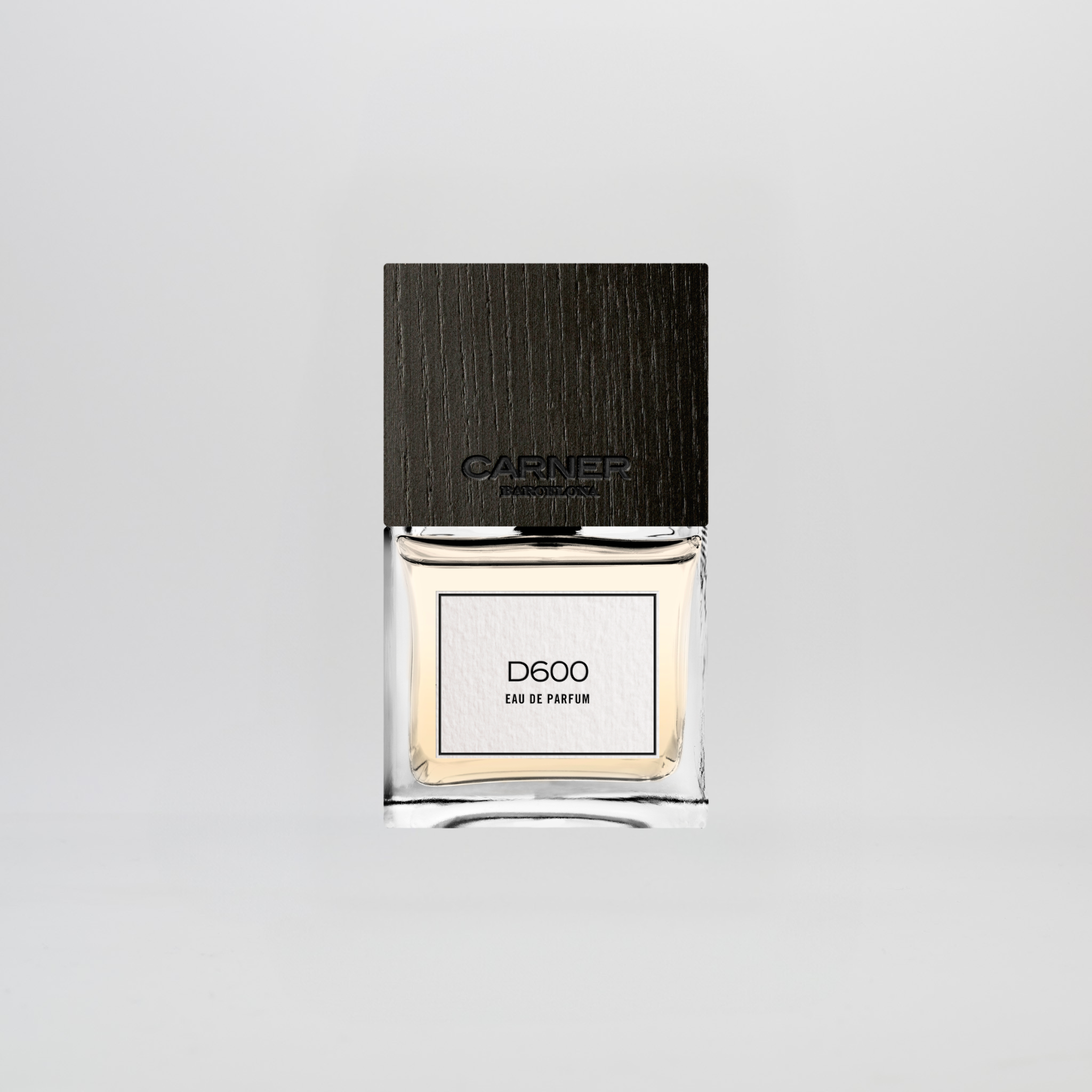 D600