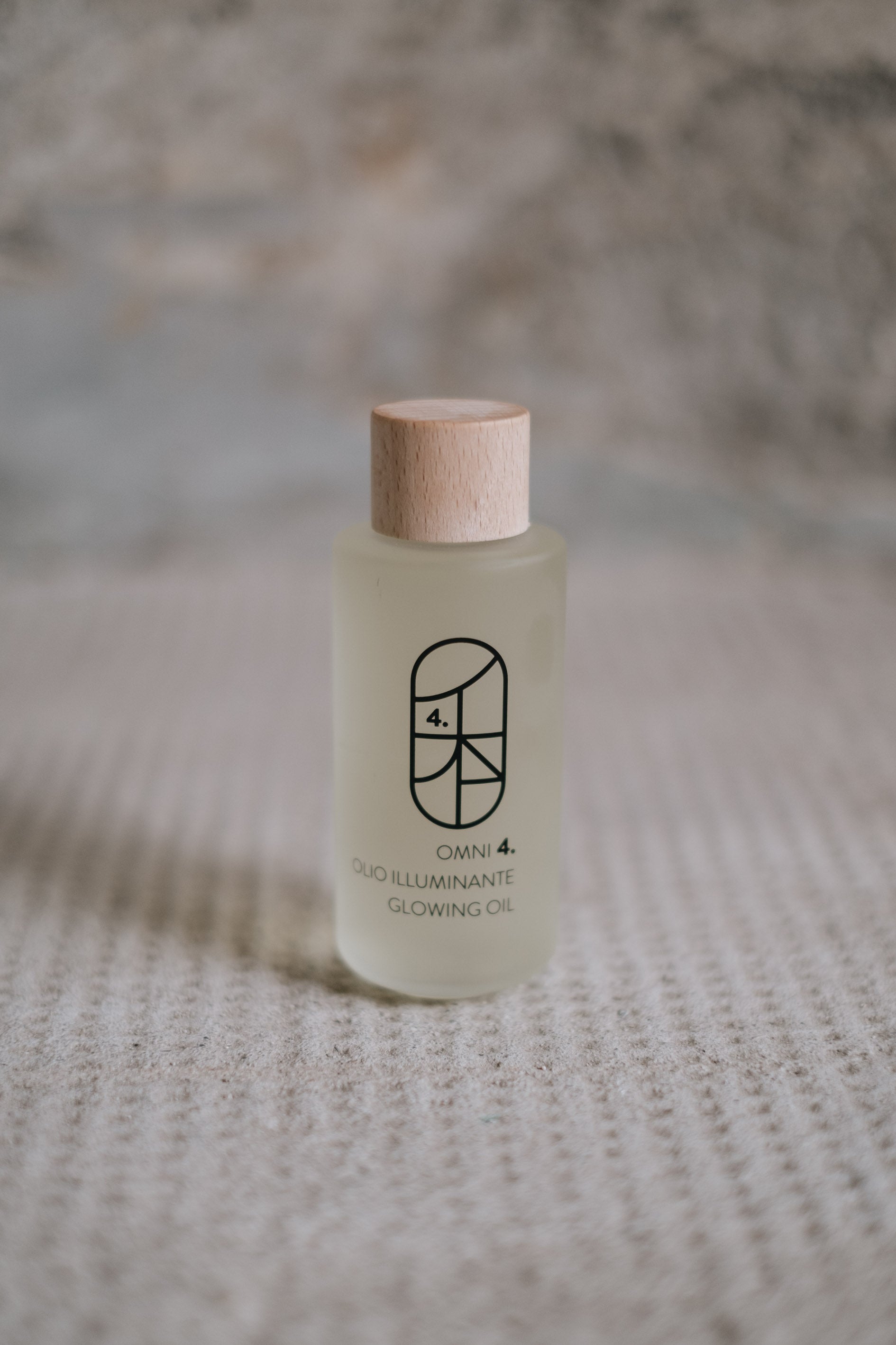 OMNI Glowing Oil